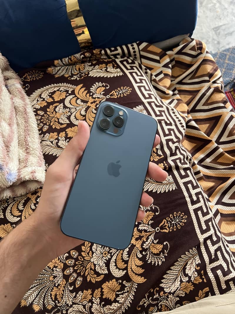 Apple iPhone 12 Pro Max 0