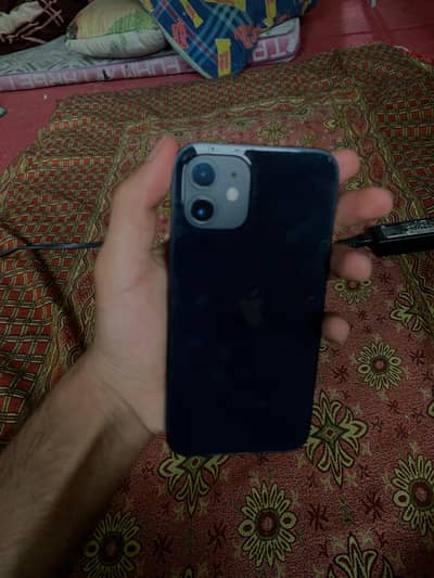 Apple iPhone 12