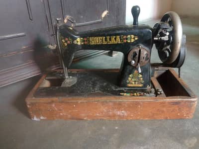 Sewing machine for urgent sale