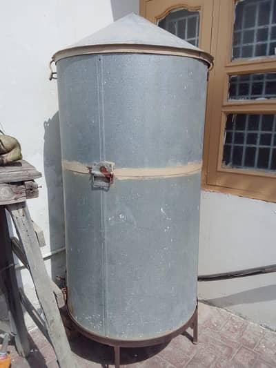 Wheat storage container (10 Maund)