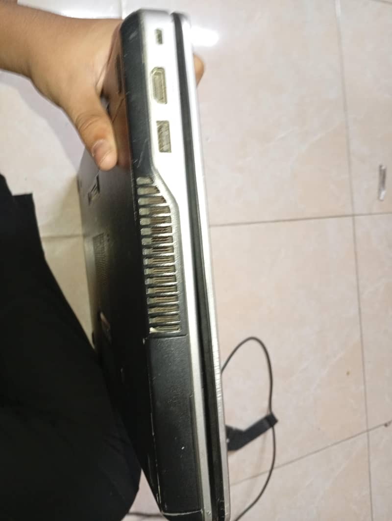Dell latitude E6540 3