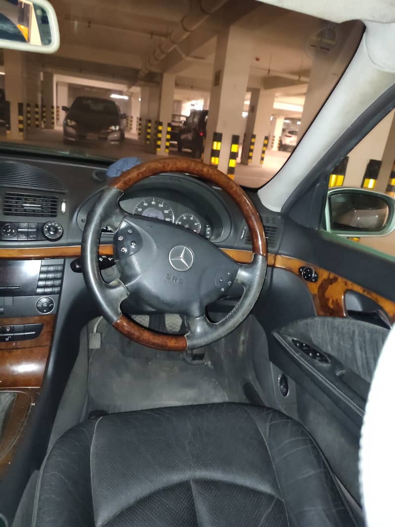 Mercedes E Class 2003 3