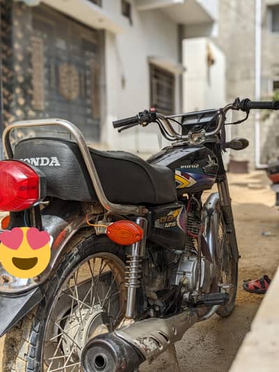 UNIQUE UD 125