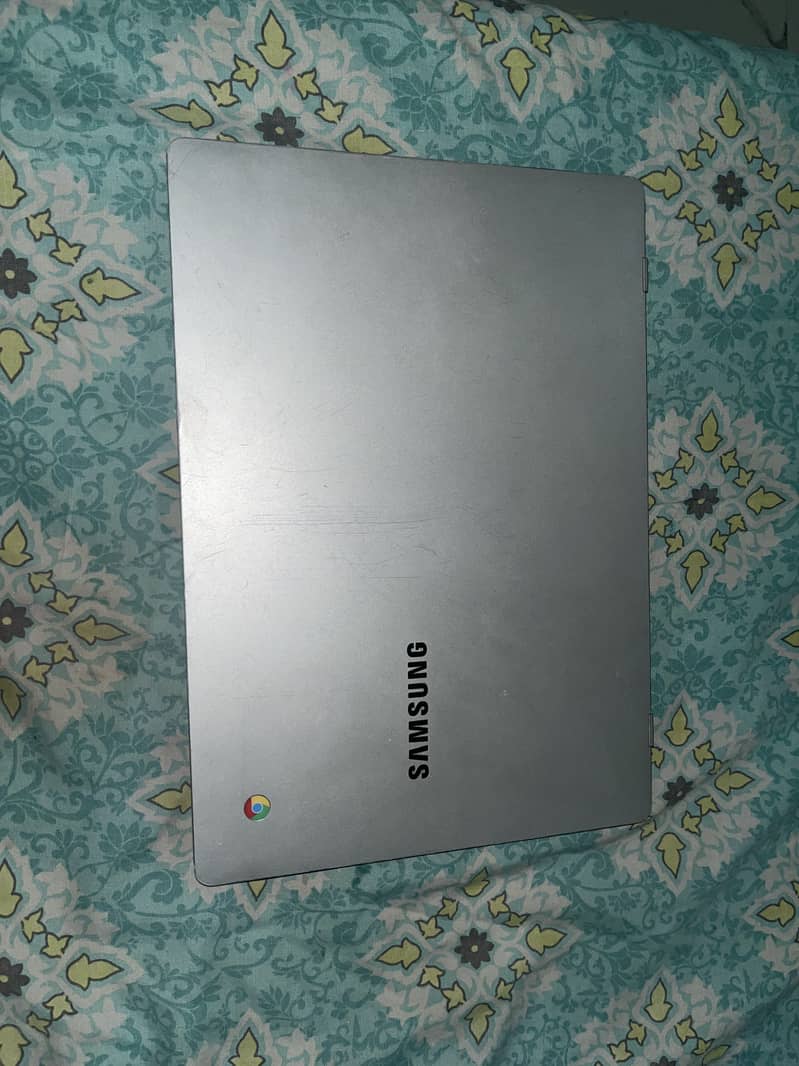 Chrome book 0