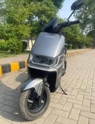 Revoo A12