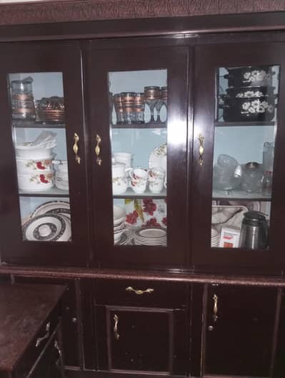 Showcase/Crockery Cabinet for sale