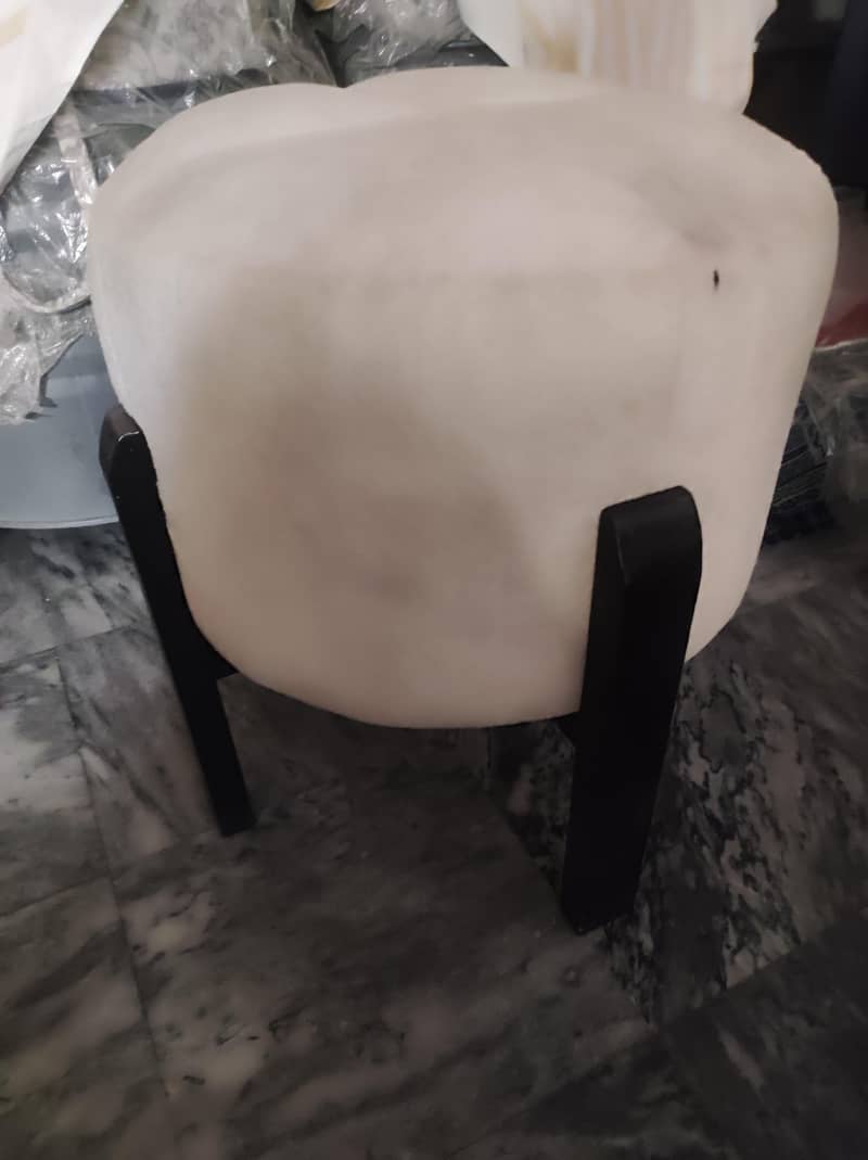 2 IN 1 TABLE 3