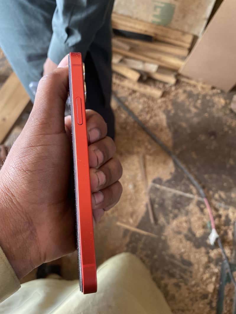 Apple iPhone 12 1