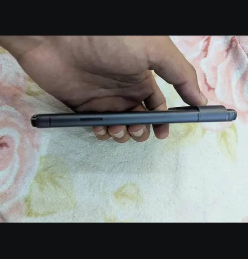 Google Pixel 8 3