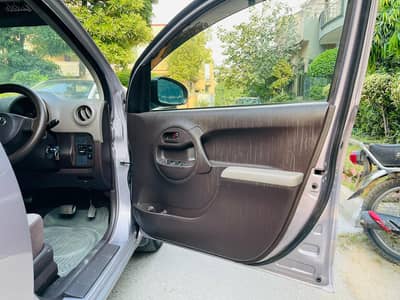 Toyota Passo 2014