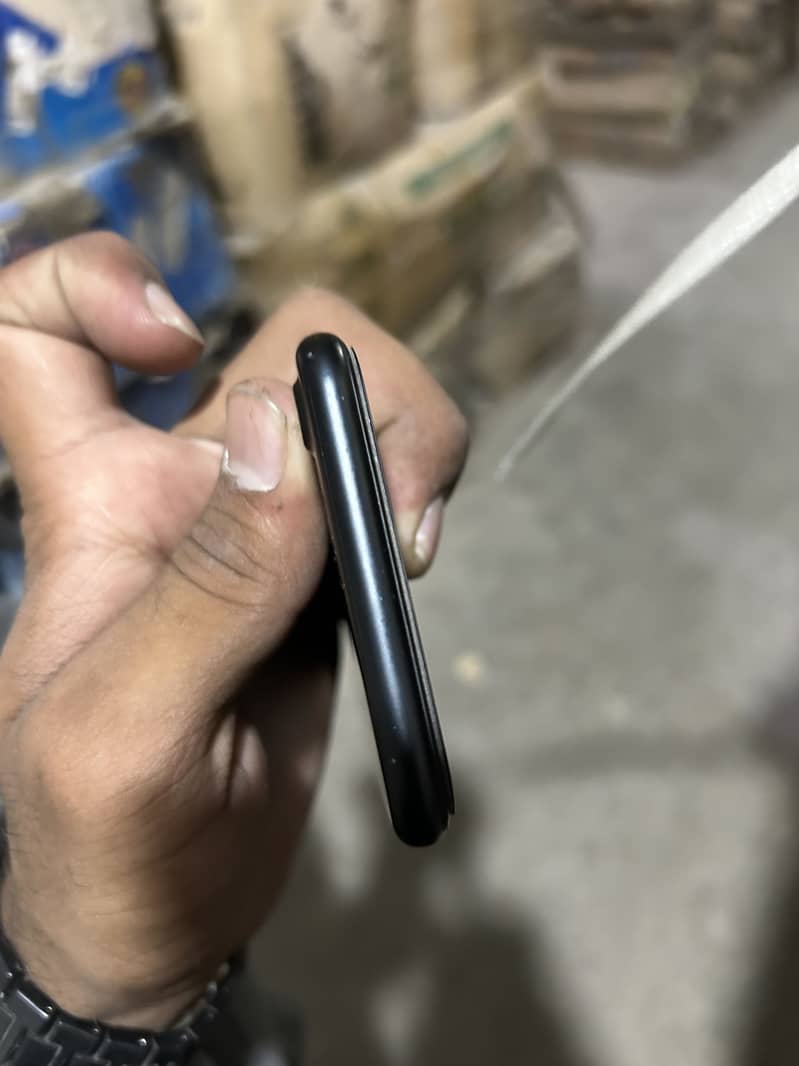 Apple iPhone 7 4