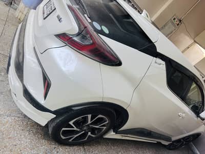 Toyota C-HR 2017