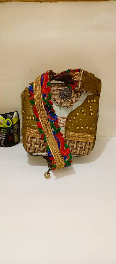 handmade bag for women pure leather used in this bag