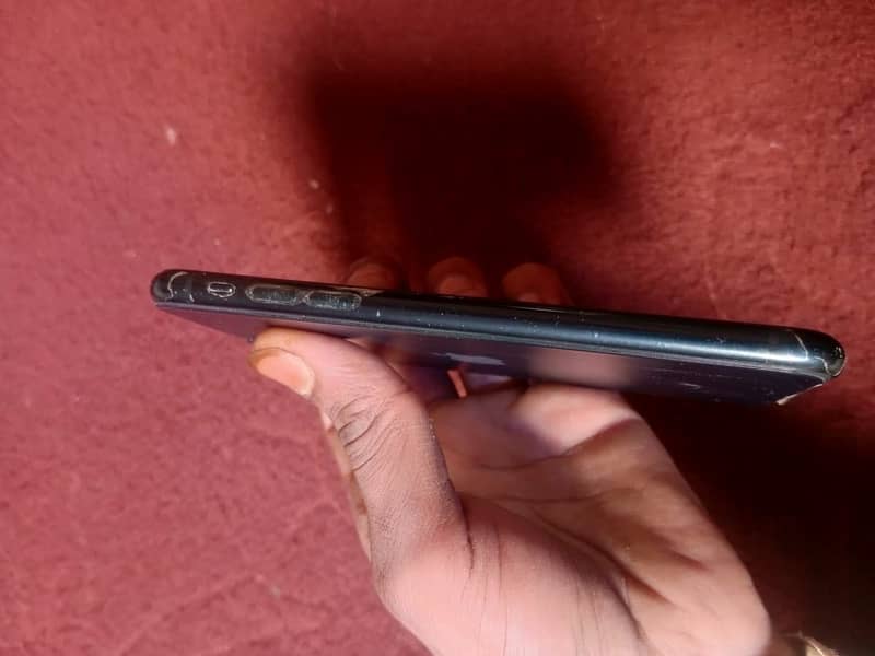 Apple iPhone XR 6