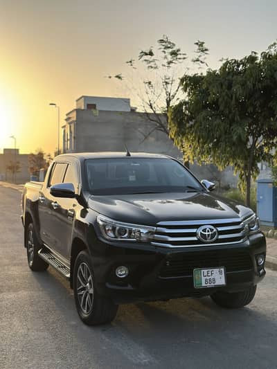 Toyota Hilux Revo 2018