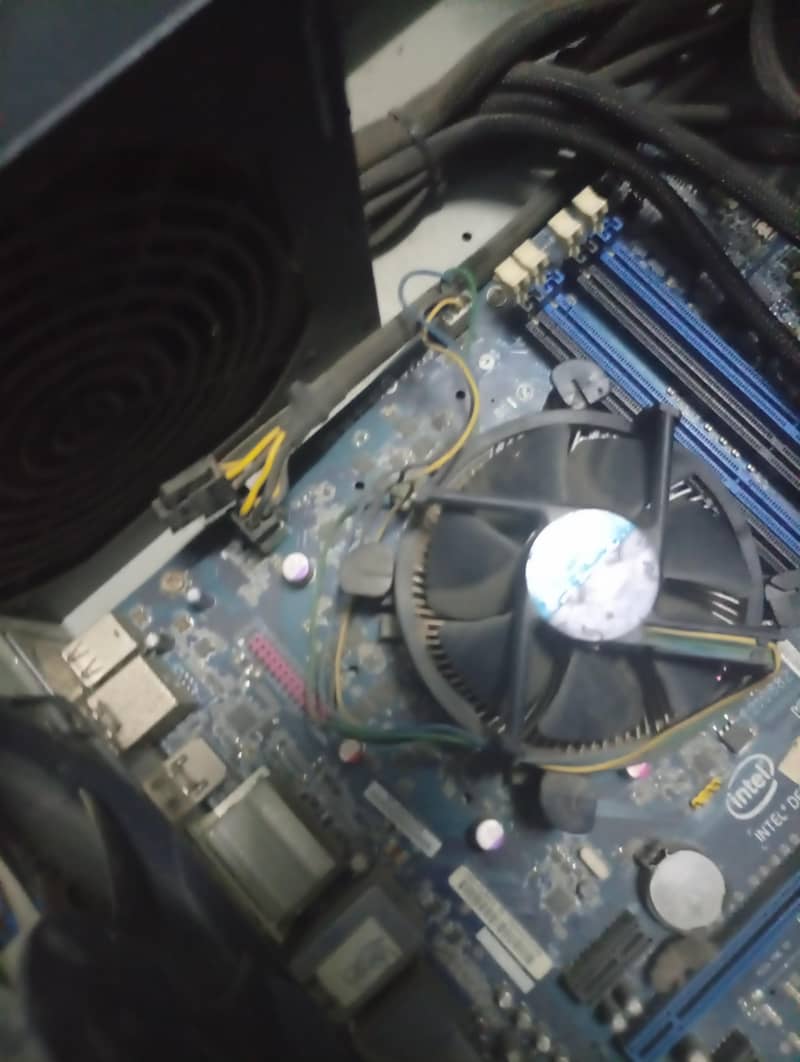 TX 650W 3