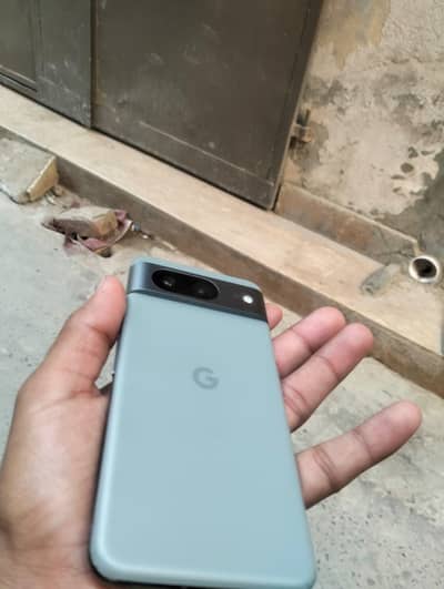 Google Pixel 8