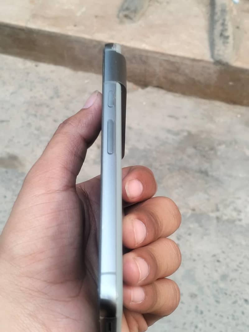 Google Pixel 8 1