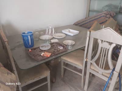 6 Seater Dining Table with Chairs – Good Condition