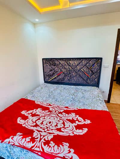 1 bed luxury apartment stay Behria town 03001893480