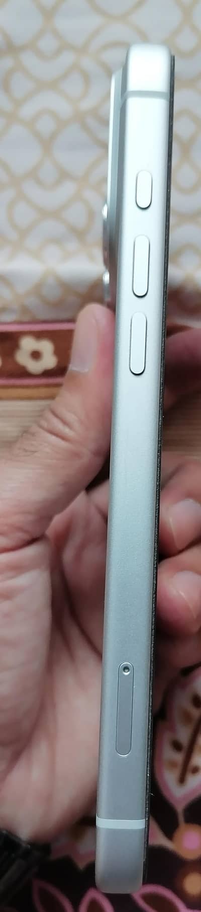 iPhone 17 Pro Max with box