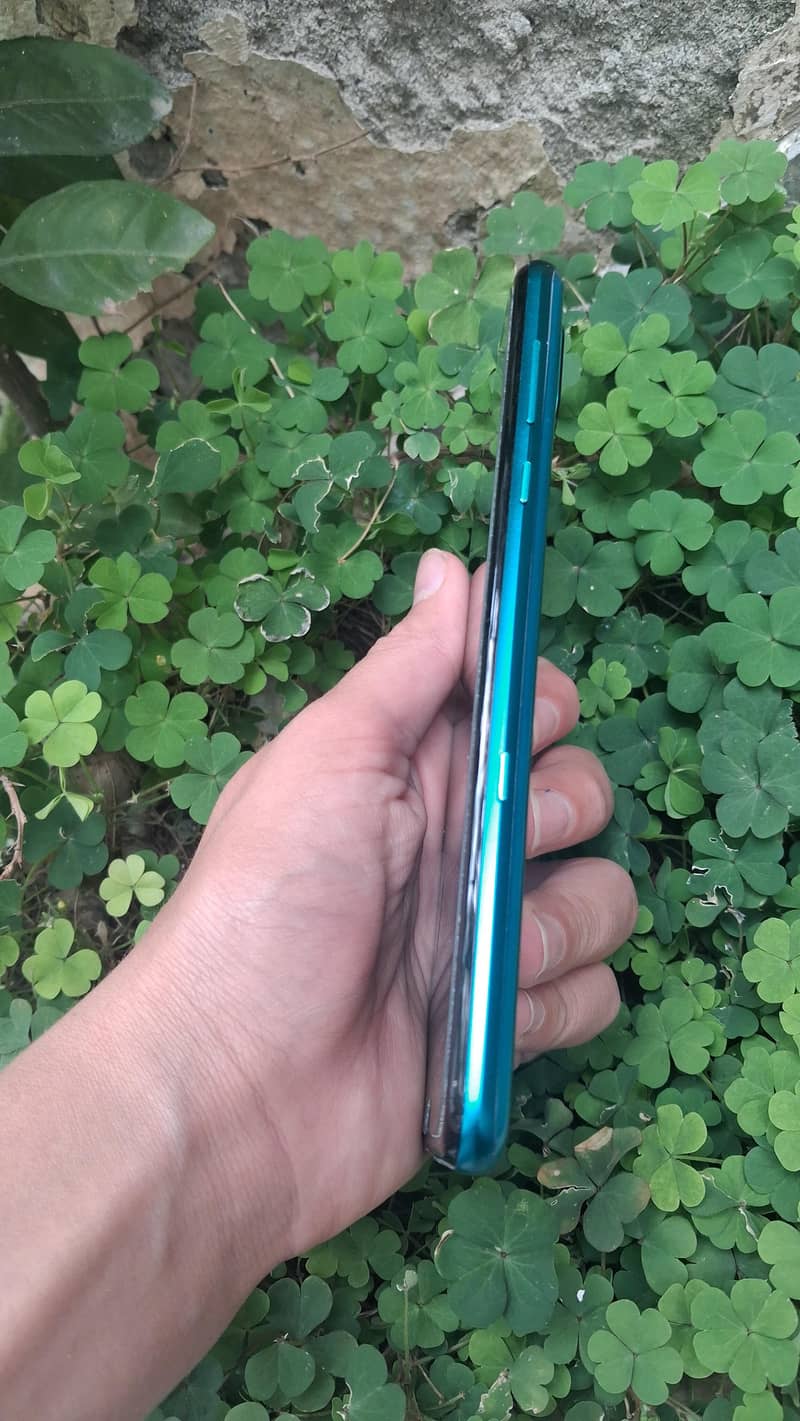 explain mobile 4