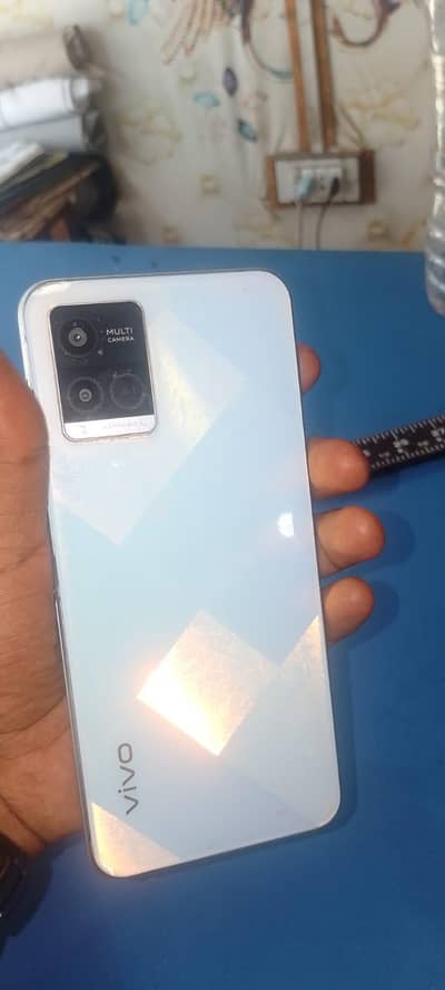 Vivo Y21