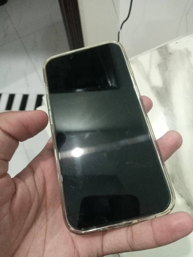 Apple iPhone 14 2