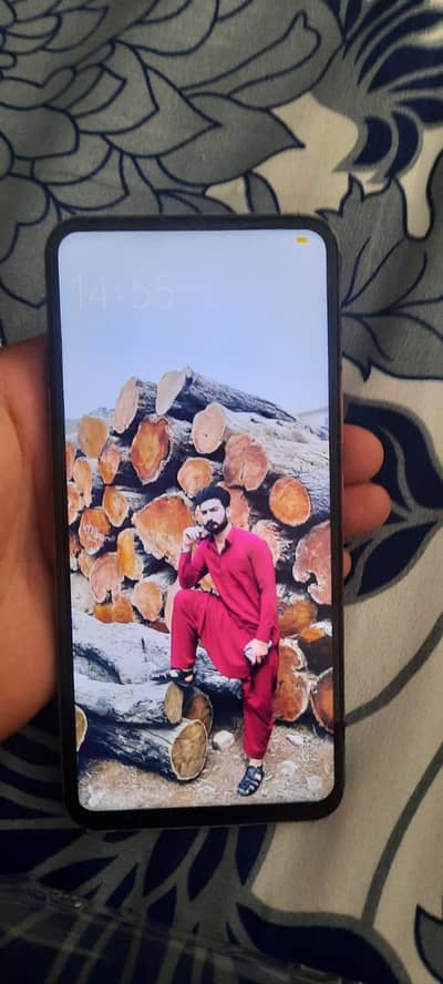 Vivo V15