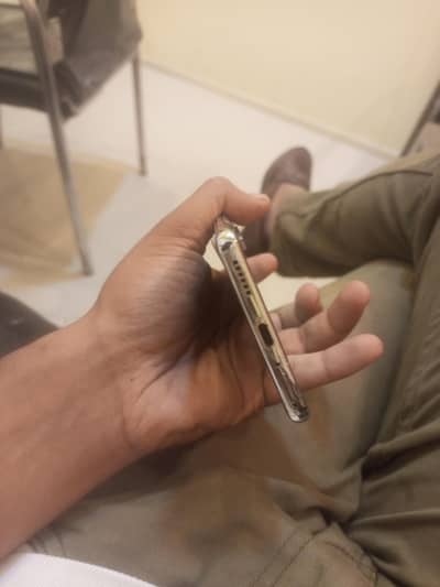 Tecno CAMON 40 Pro