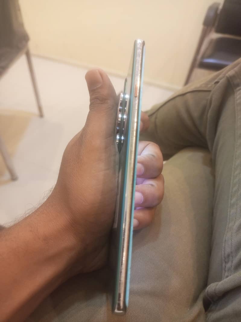 Tecno CAMON 40 Pro 1