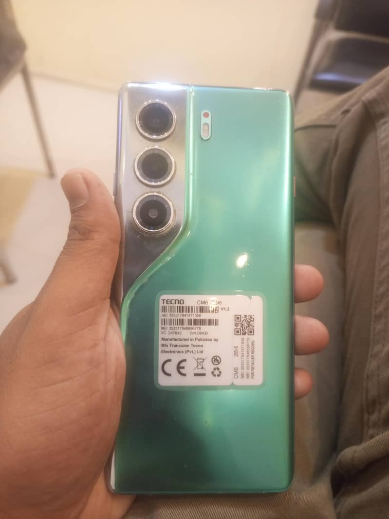 Tecno CAMON 40 Pro 5