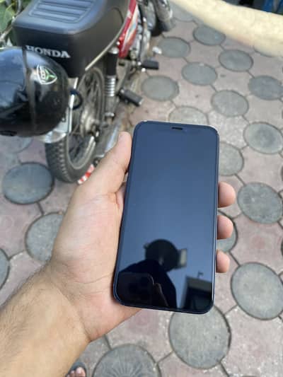 Apple iPhone 12 mini