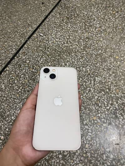 Apple iPhone 13