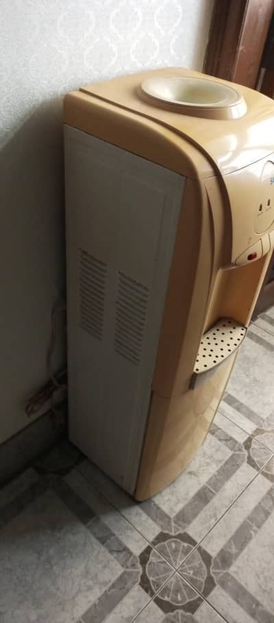 water dispenser