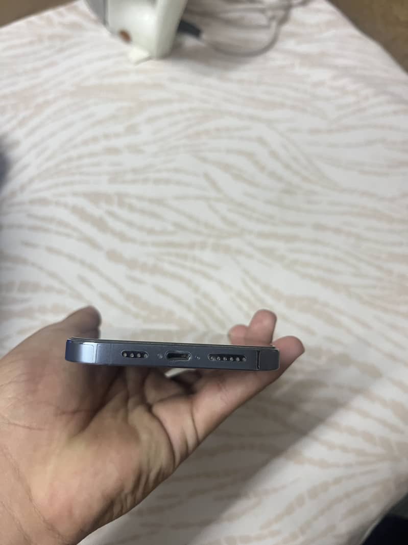 Apple iPhone 13 Pro Max 3