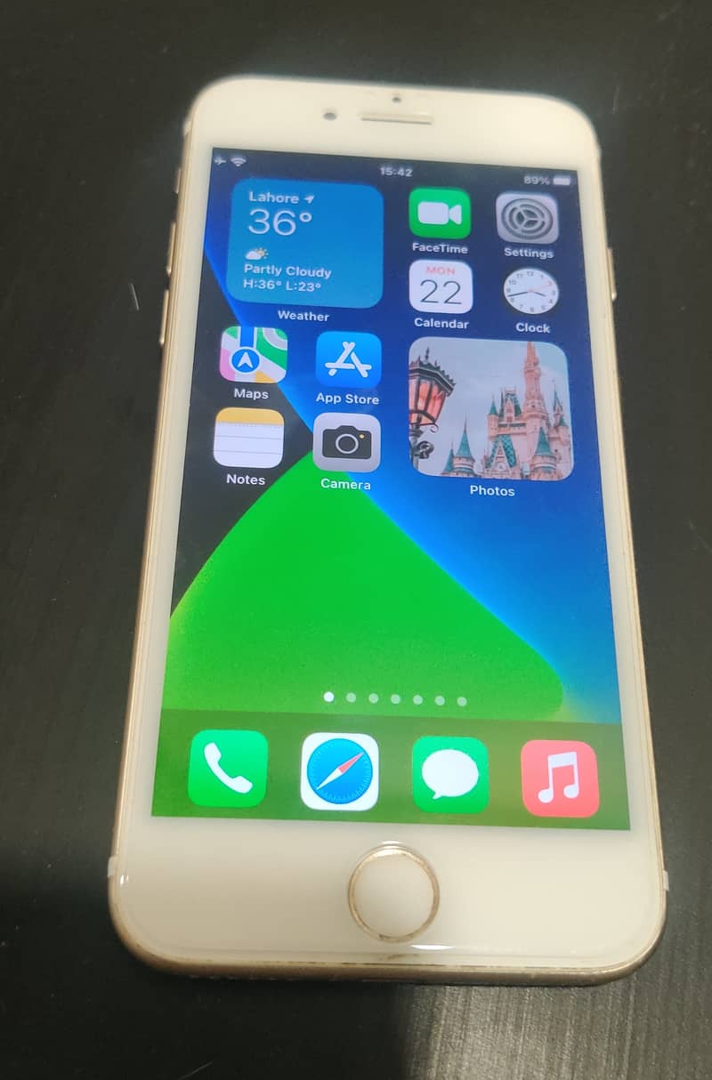 Apple iPhone 7 1