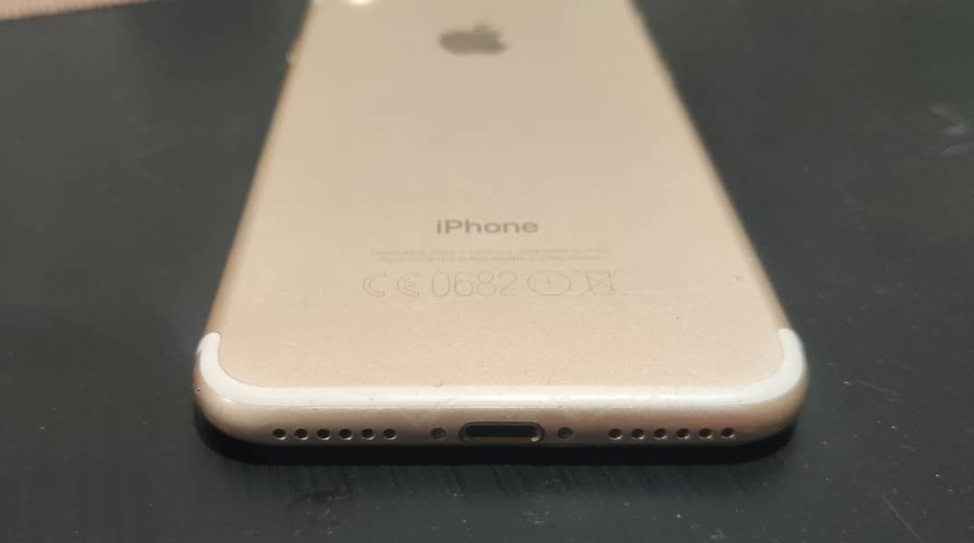 Apple iPhone 7 9