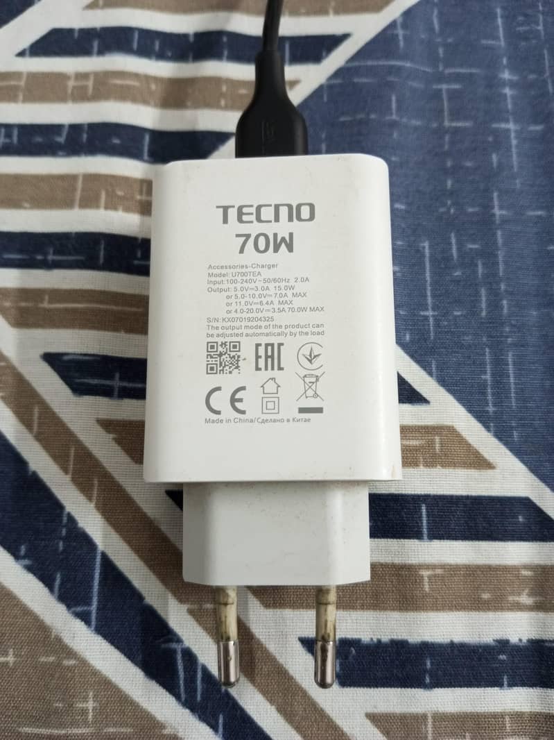 Tecno camon 30 9
