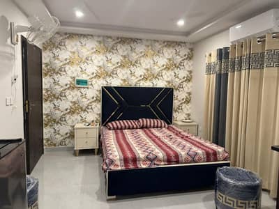 Luxury stort stay apartment behria town Lahore 03001893480