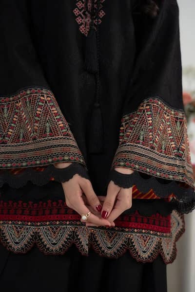 husnara lawn 3 pice suit