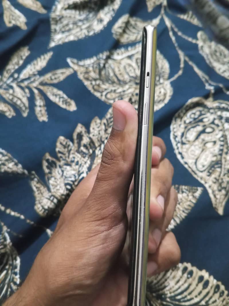 One Plus 8 5