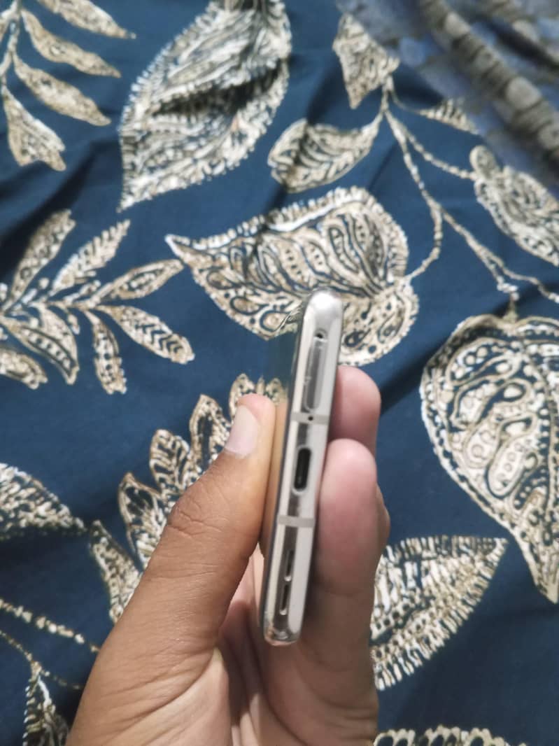 One Plus 8 6