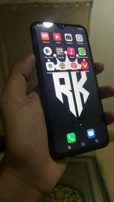 Vivo V11