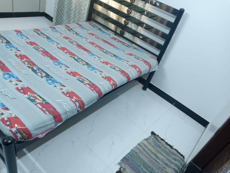 Single bed 2