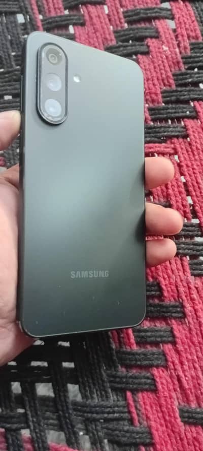 samsung a17 8gb 256gb good condition