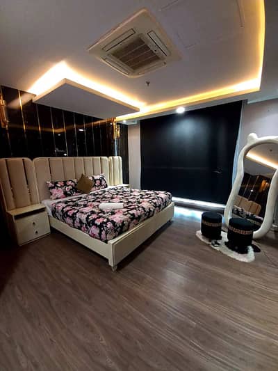 Luxury Furnished 1 Bed Apartment Daily Rent Goldcrest Mall DHA Lahore | 19,000