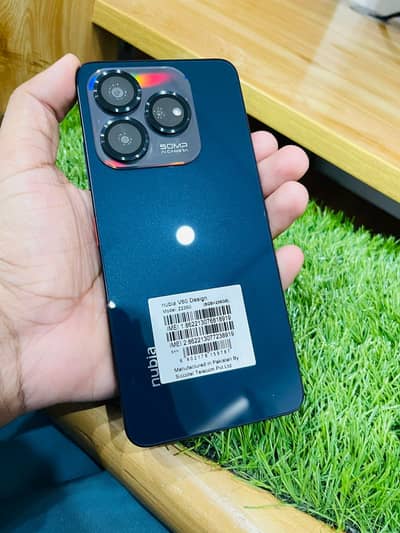 Zte Nubia V60 Design 256gm /8+12gb