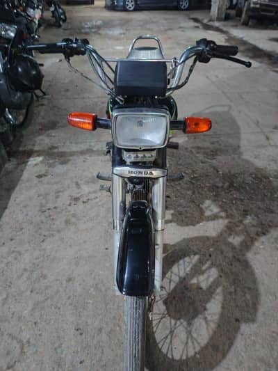 Honda 70 2015 Model  2015 First owner Viring on hai  All ok