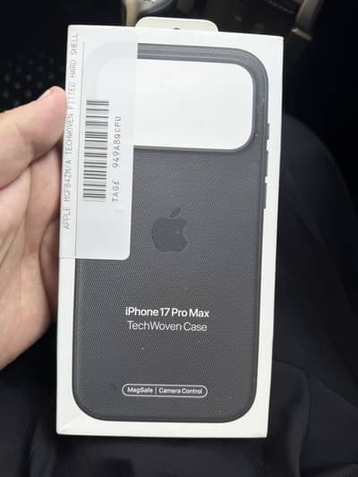 Apple 17 Pro Max Tech Woven case